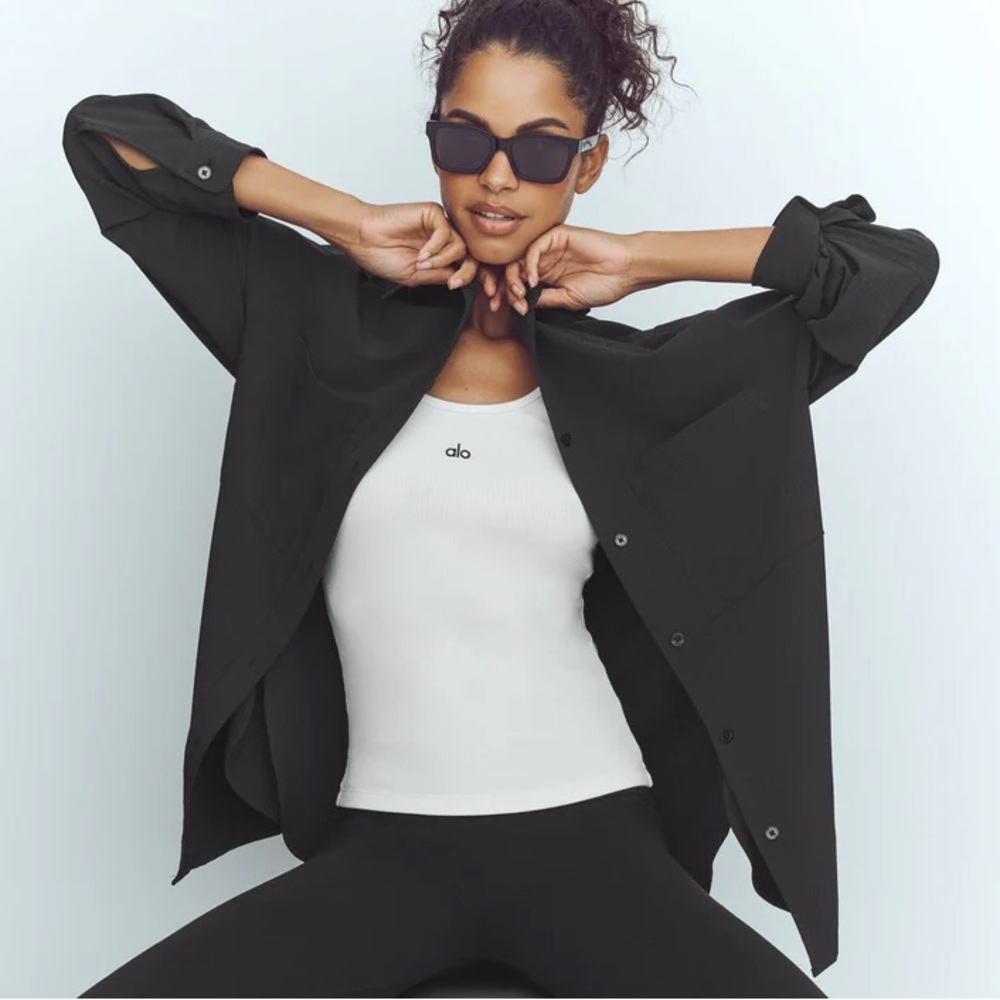 ALO Yoga Dreamscape Button Down